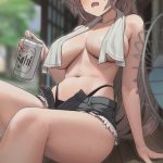 美脚の付け根や下腹部をｷﾞﾘｷﾞﾘまで露出させてるホットパンツ娘さんの画像♪